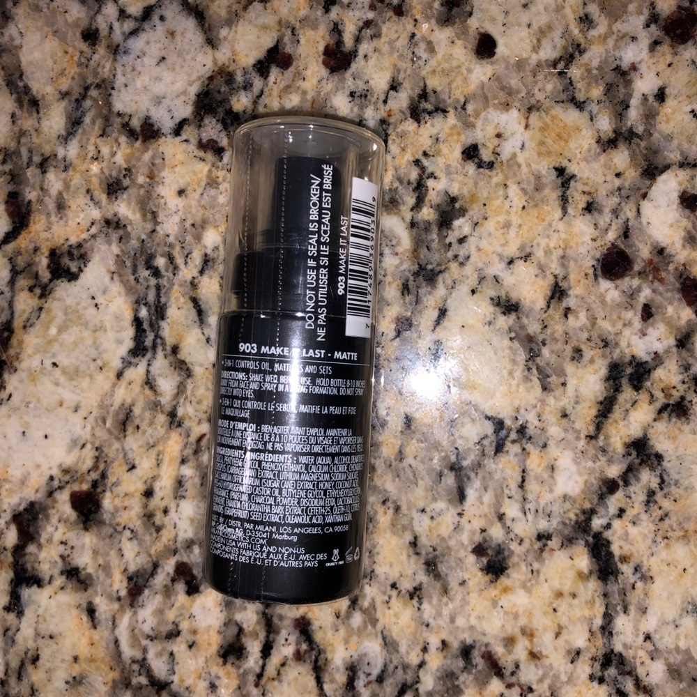 🔥 5/$50 Milani MAKE IT LAST Matte Charcoal Setting Spray 1.18 fl oz SEALED - Picture 2 of 2